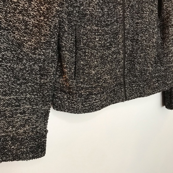 Black bomber sweater - Picture 7 of 9